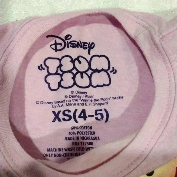 Youth XS Disney Tsum Tsum Tshirt - Picture 3 of 4